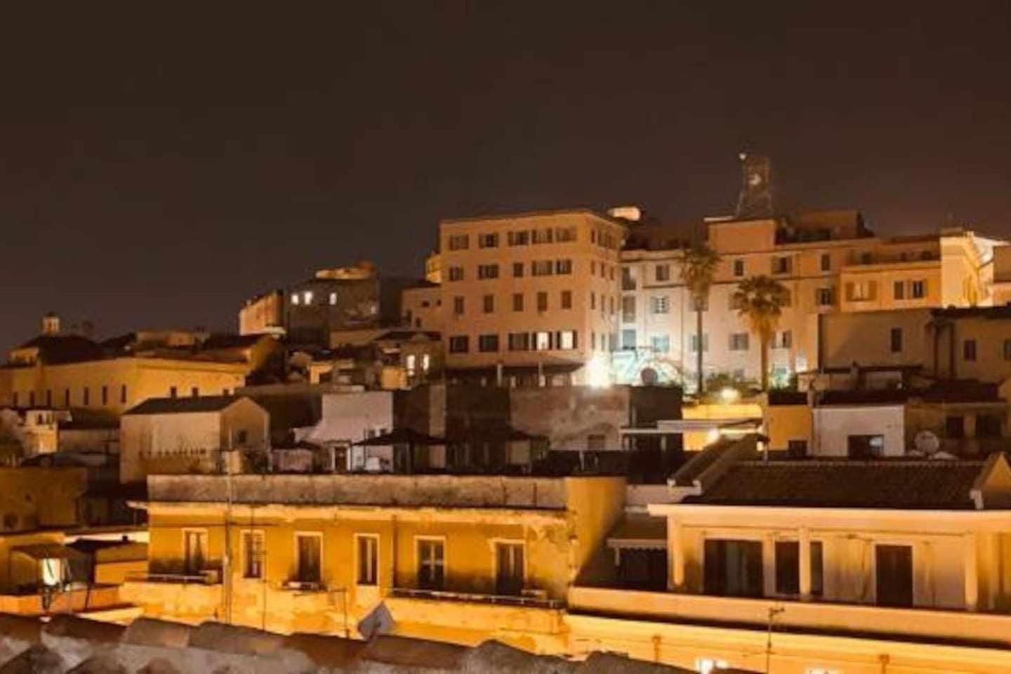 Apartamento My Exclusive Cavour Loft Da Sogno A Cagliari Exterior foto